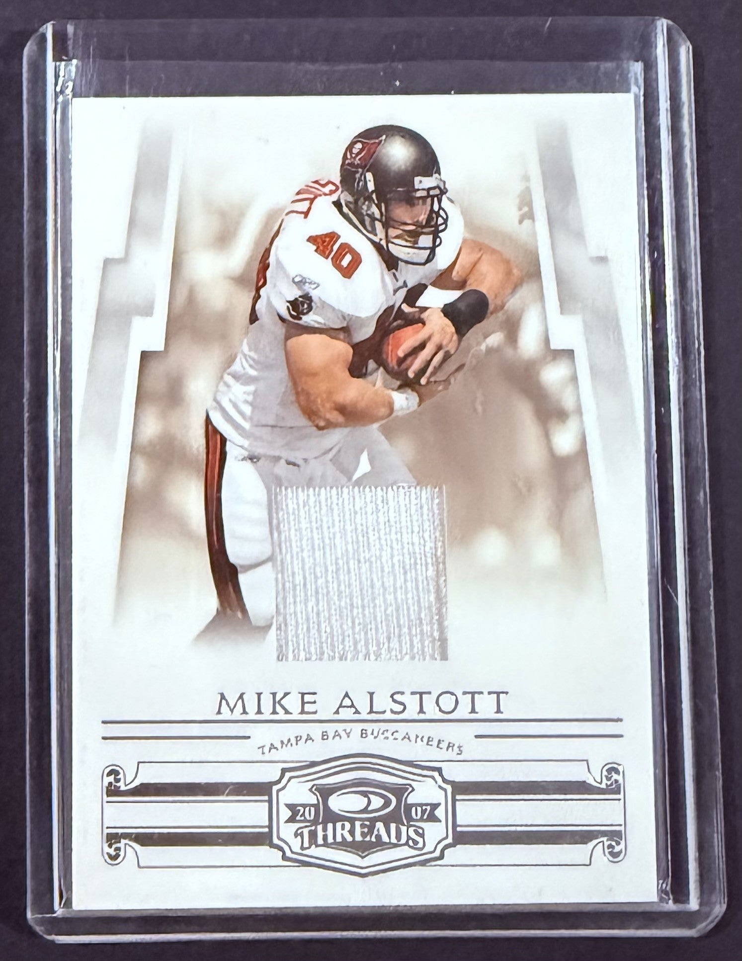 Mike Alstott Jersey Card (NFL)